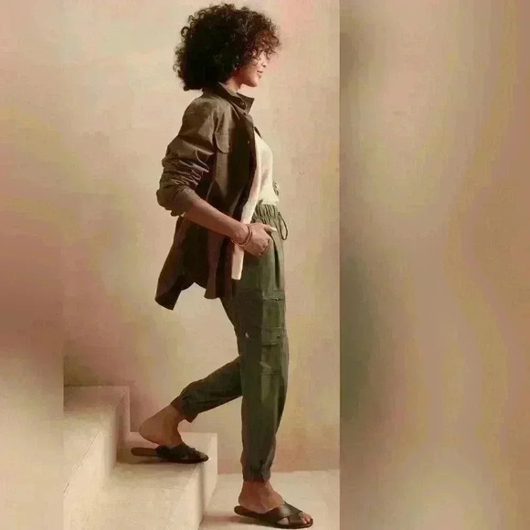 Banana Republic Factory Tencel Soft Cargo Pant Joggers | Steel Green Small - Picture 2 of 10